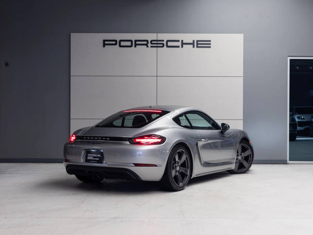 2022 Porsche 718 718 Cayman T