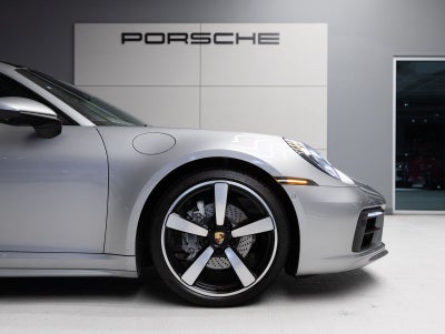 2022 Porsche 911 Carrera