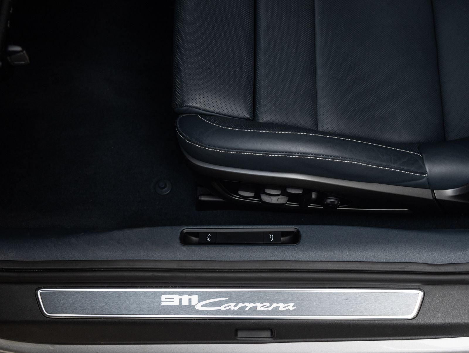 2022 Porsche 911 Carrera