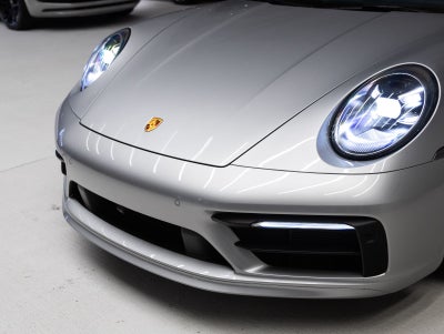 2022 Porsche 911 Carrera