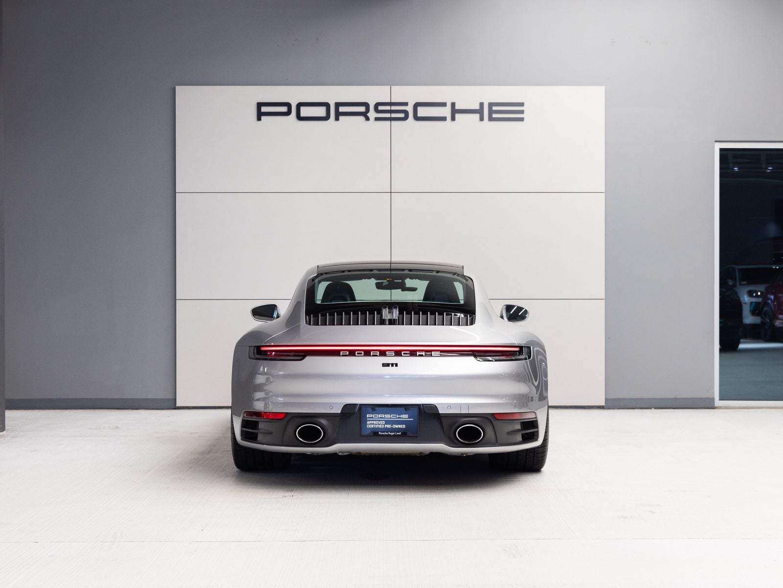 2022 Porsche 911 Carrera