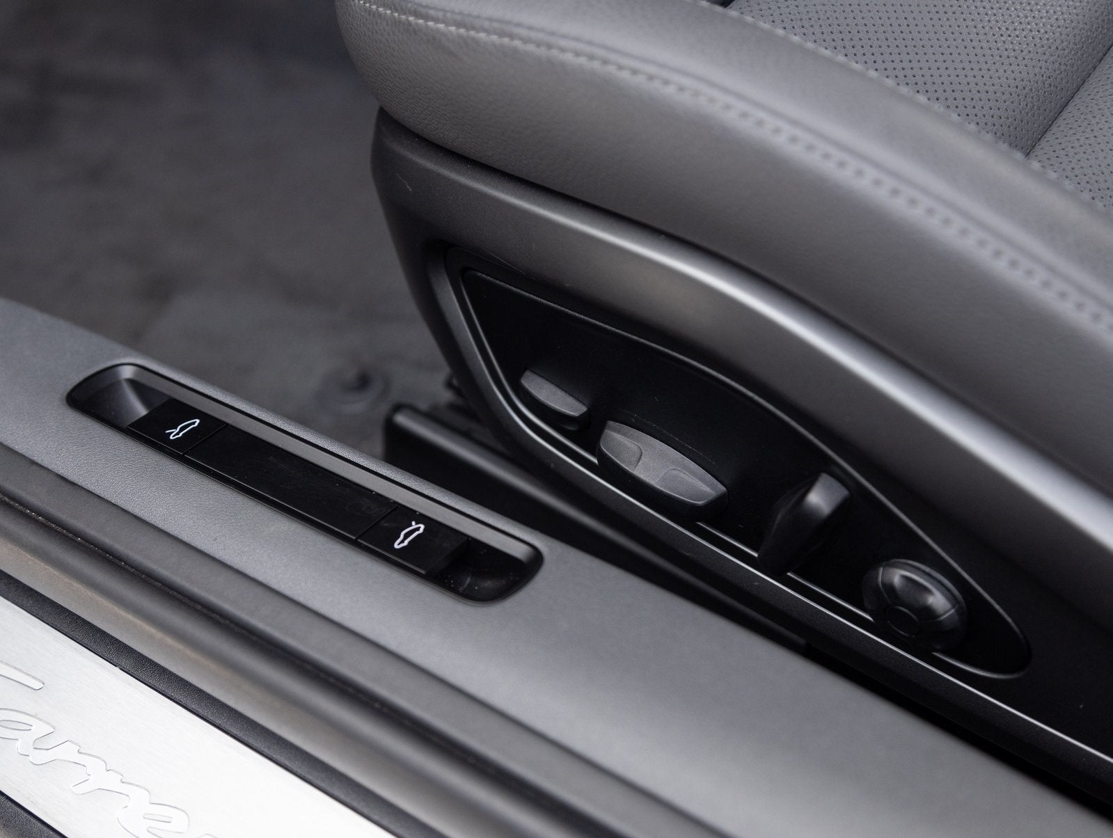 2024 Porsche 911 911 Carrera 4 (MY24)