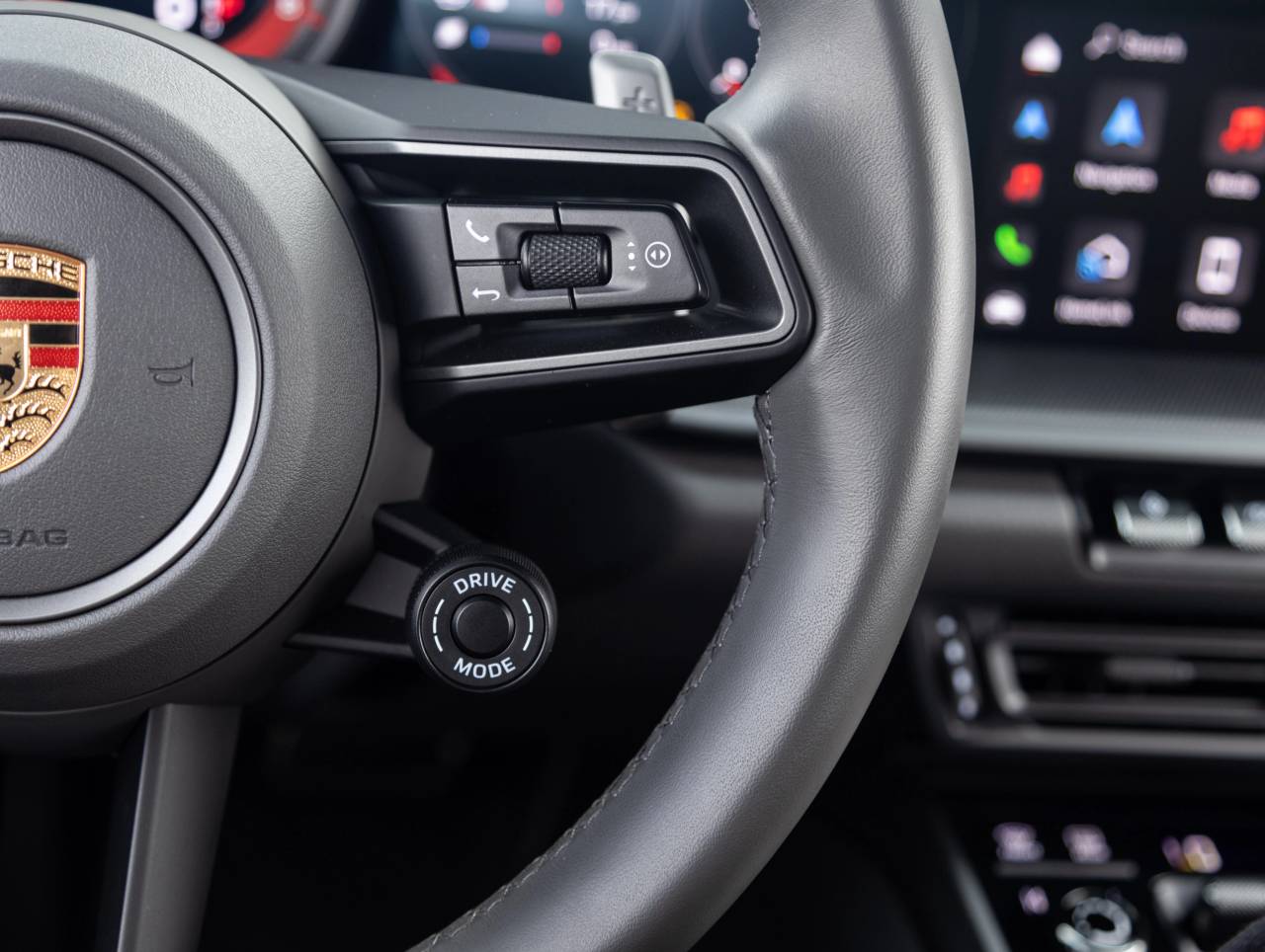 2024 Porsche 911 911 Carrera 4 (MY24)