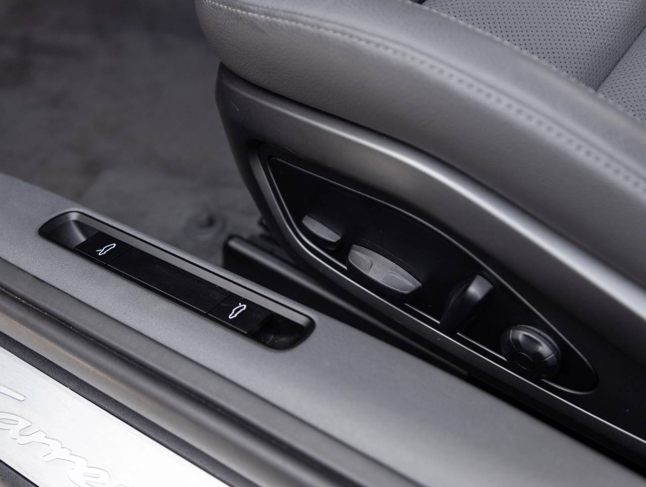 2024 Porsche 911 911 Carrera 4 (MY24)