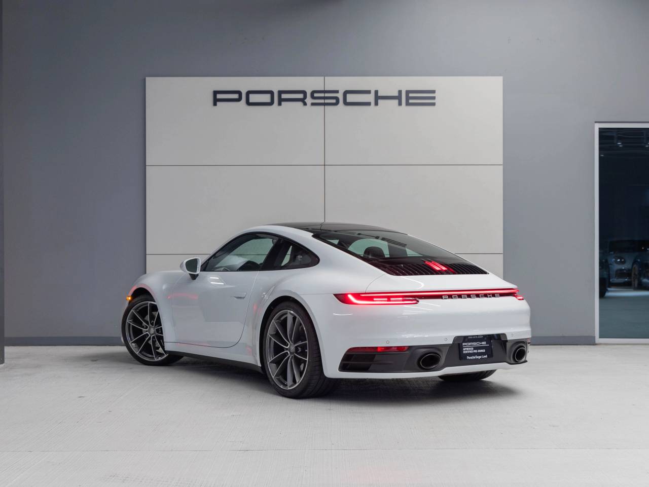 2024 Porsche 911 911 Carrera (MY24)