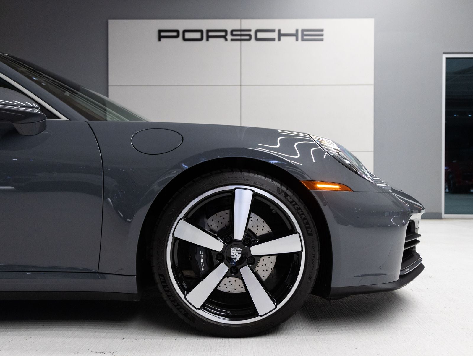 2026 Porsche 911 Carrera