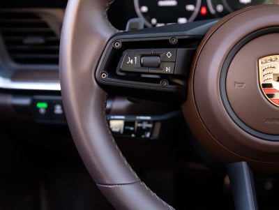 2026 Porsche 911 Carrera