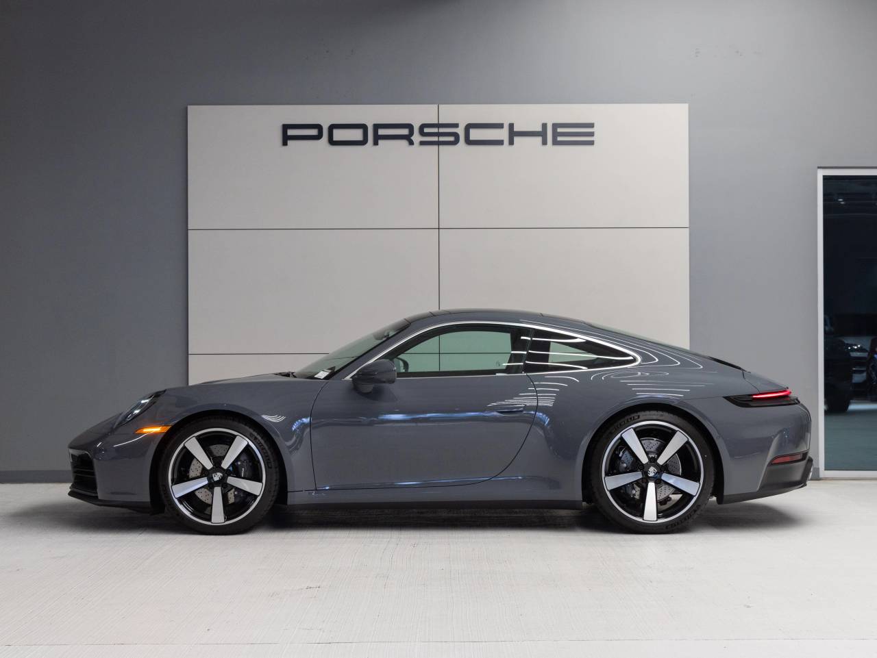 2026 Porsche 911 Carrera