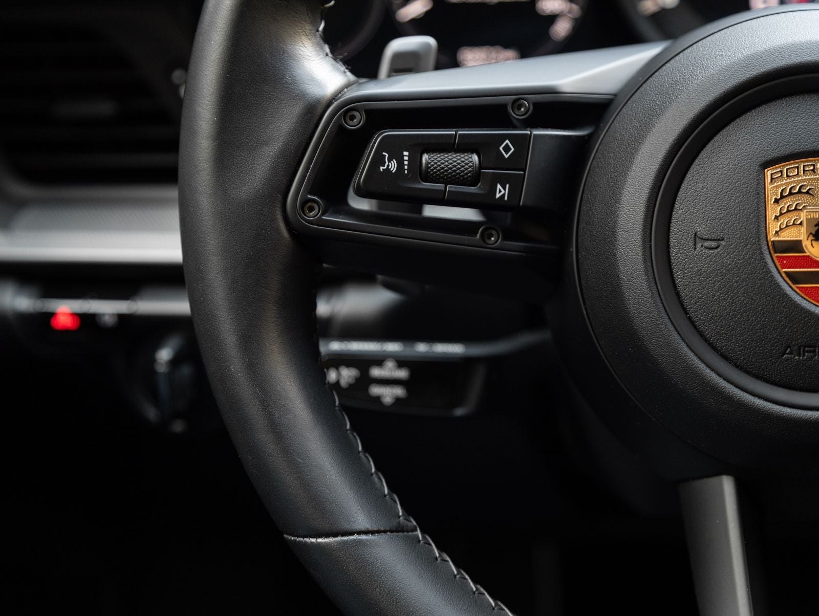 2020 Porsche 911 Carrera
