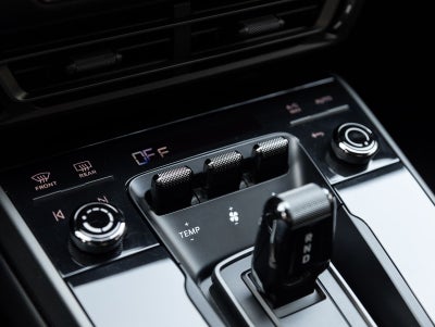 2020 Porsche 911 Carrera