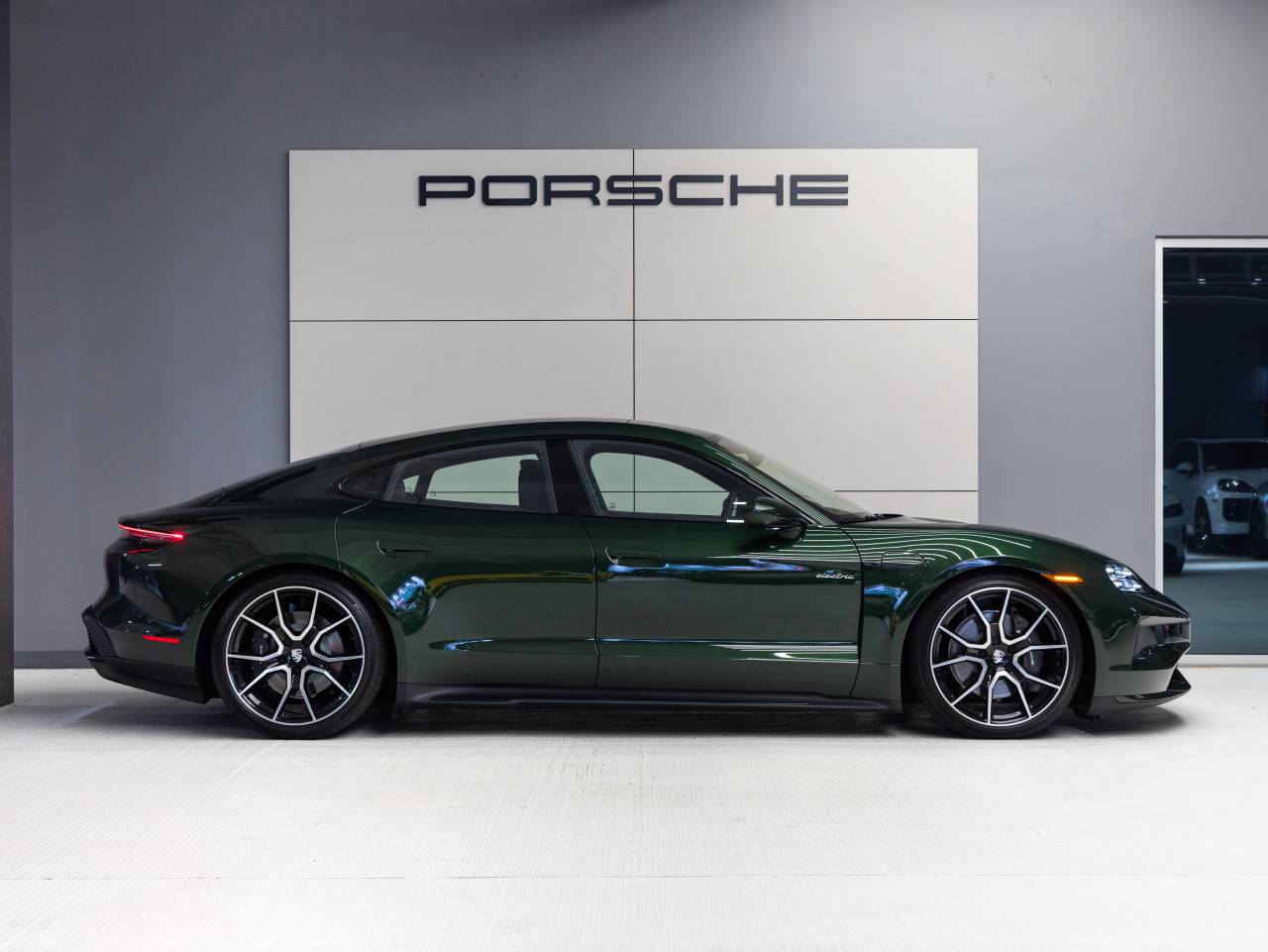 2026 Porsche Taycan Taycan 4