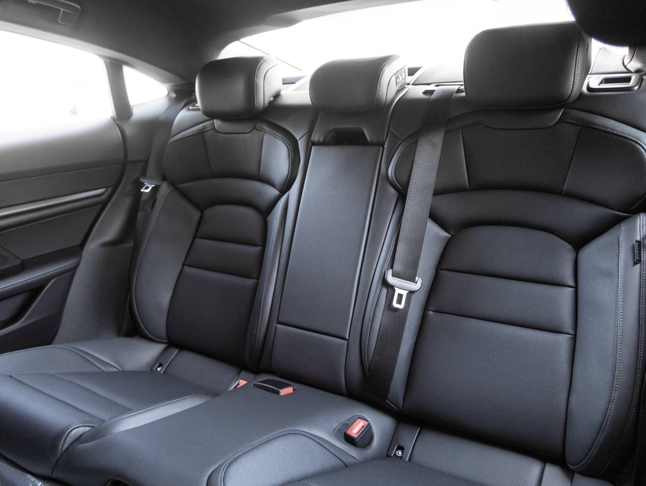 2026 Porsche Taycan RWD