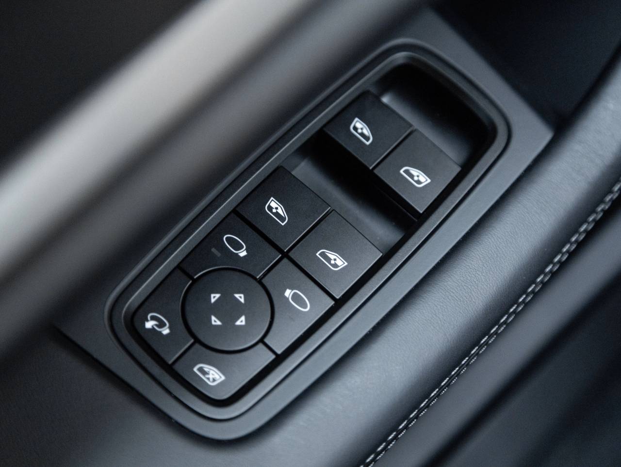 2026 Porsche Taycan RWD