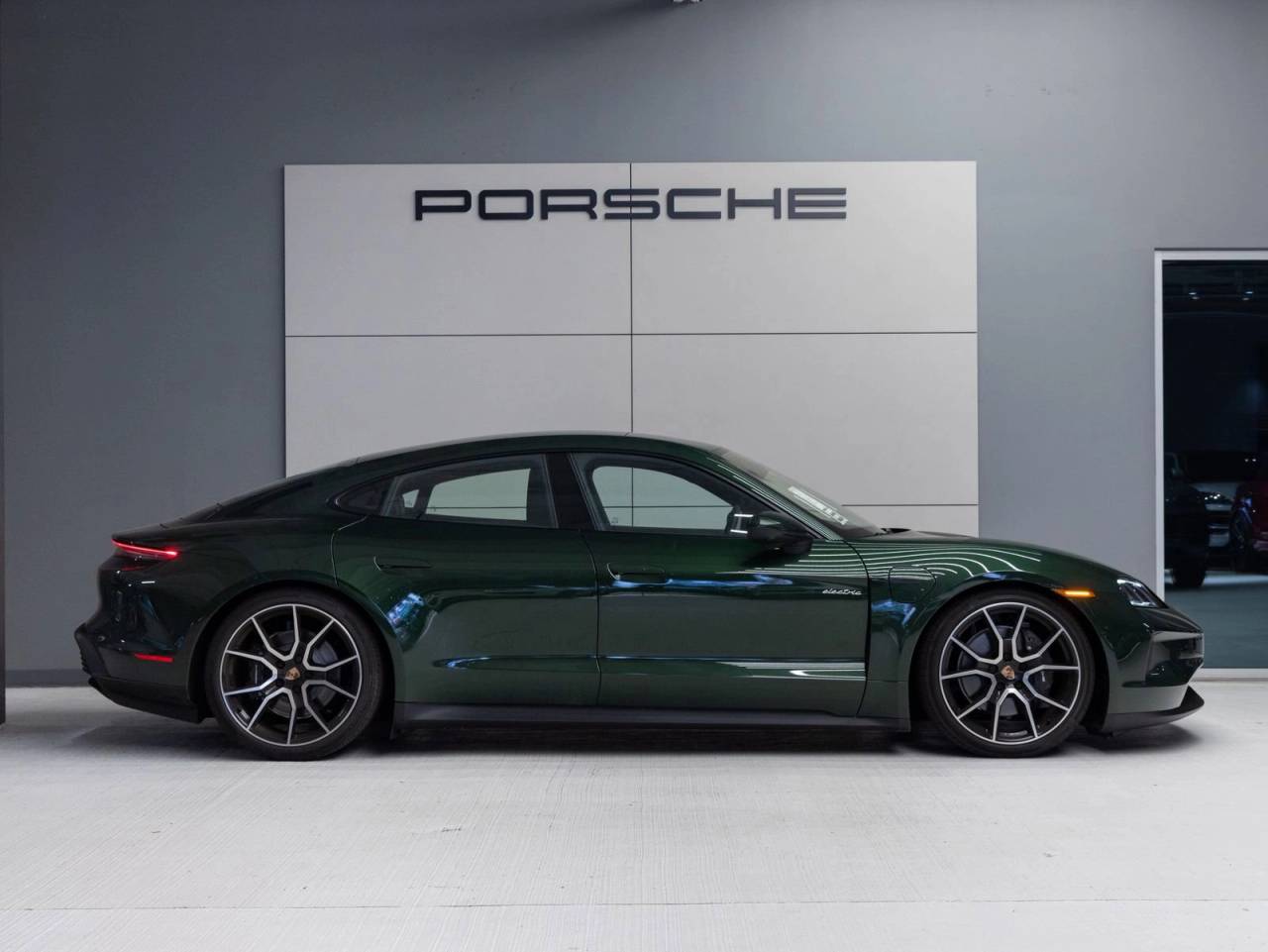 2026 Porsche Taycan Taycan