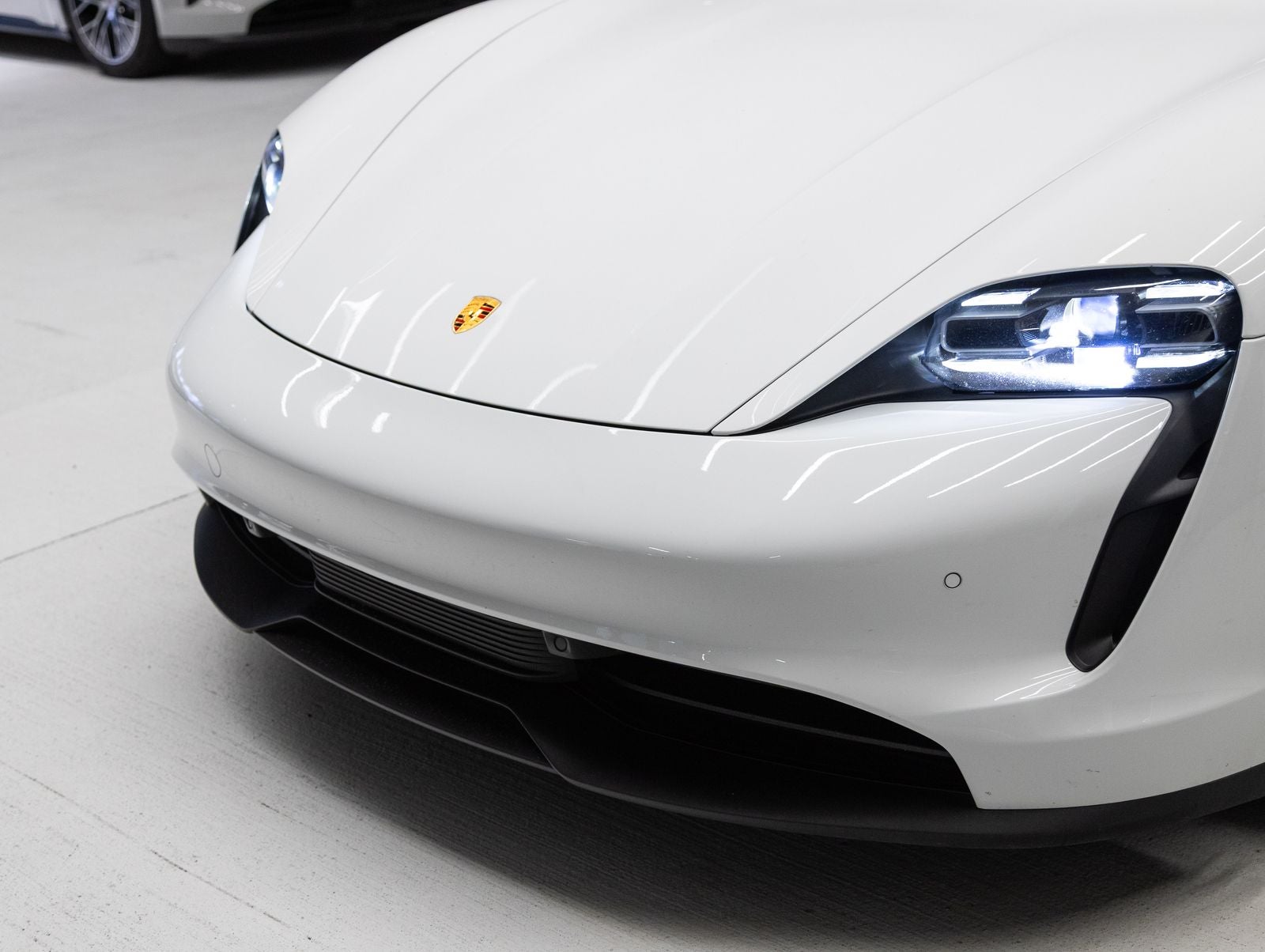 2021 Porsche Taycan RWD