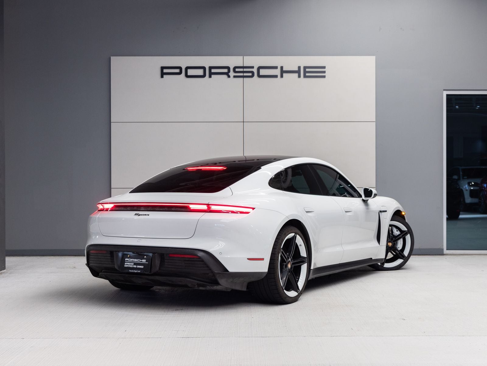2021 Porsche Taycan RWD