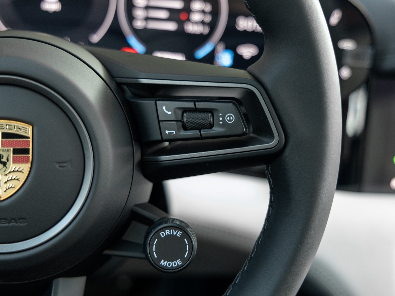 2025 Porsche Taycan Taycan