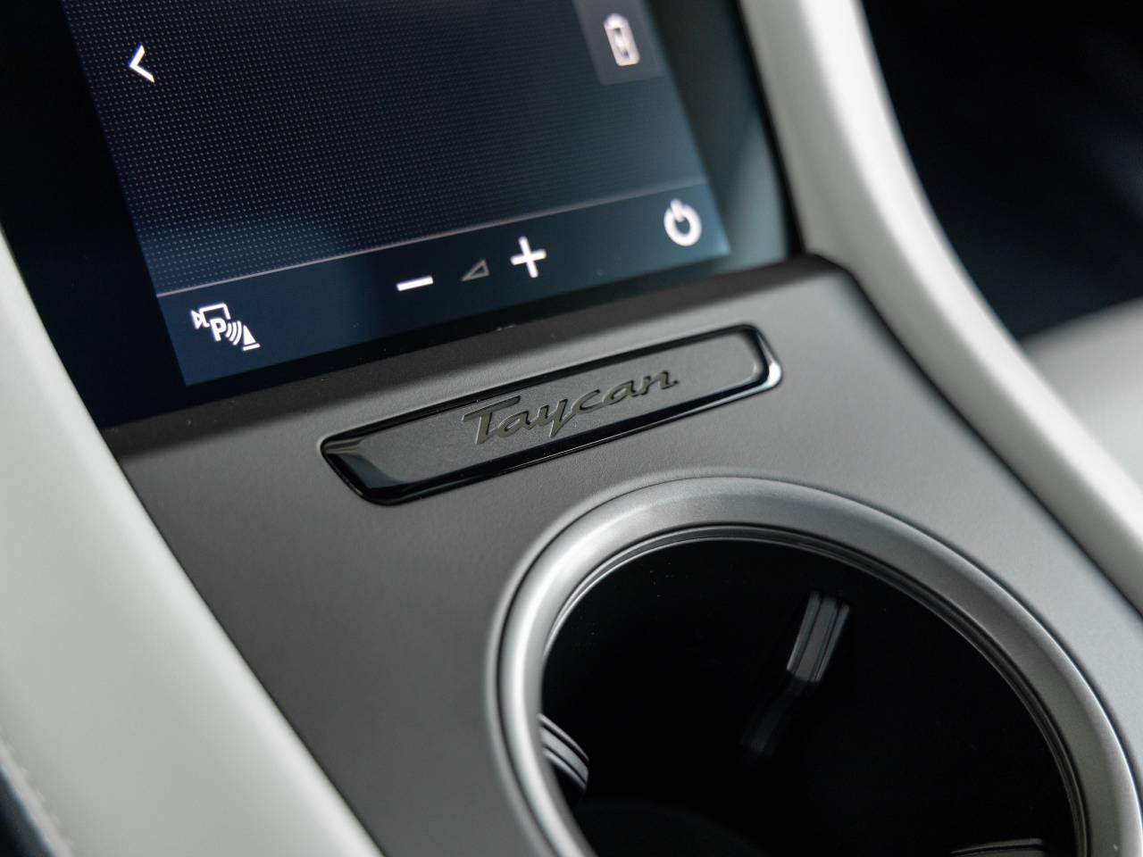 2025 Porsche Taycan Taycan