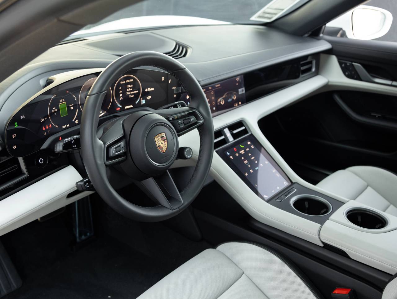 2025 Porsche Taycan Taycan