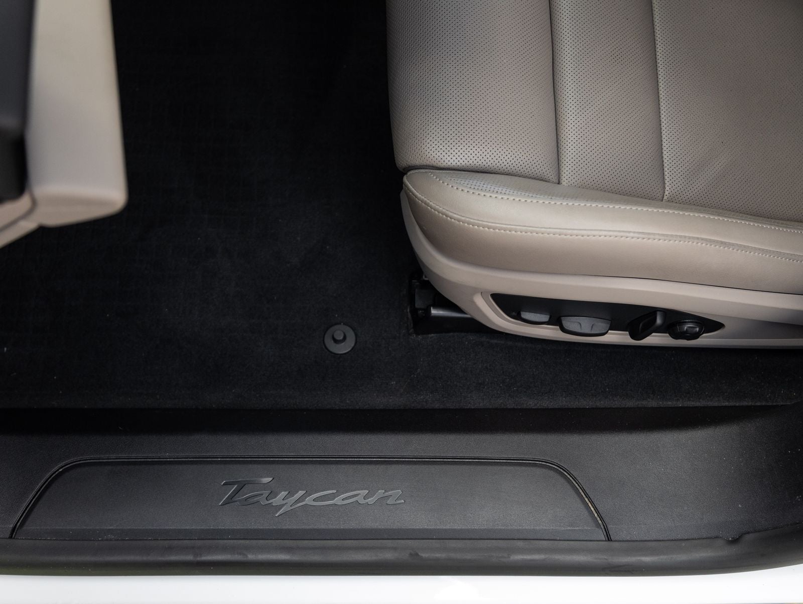 2023 Porsche Taycan Taycan (MY23)