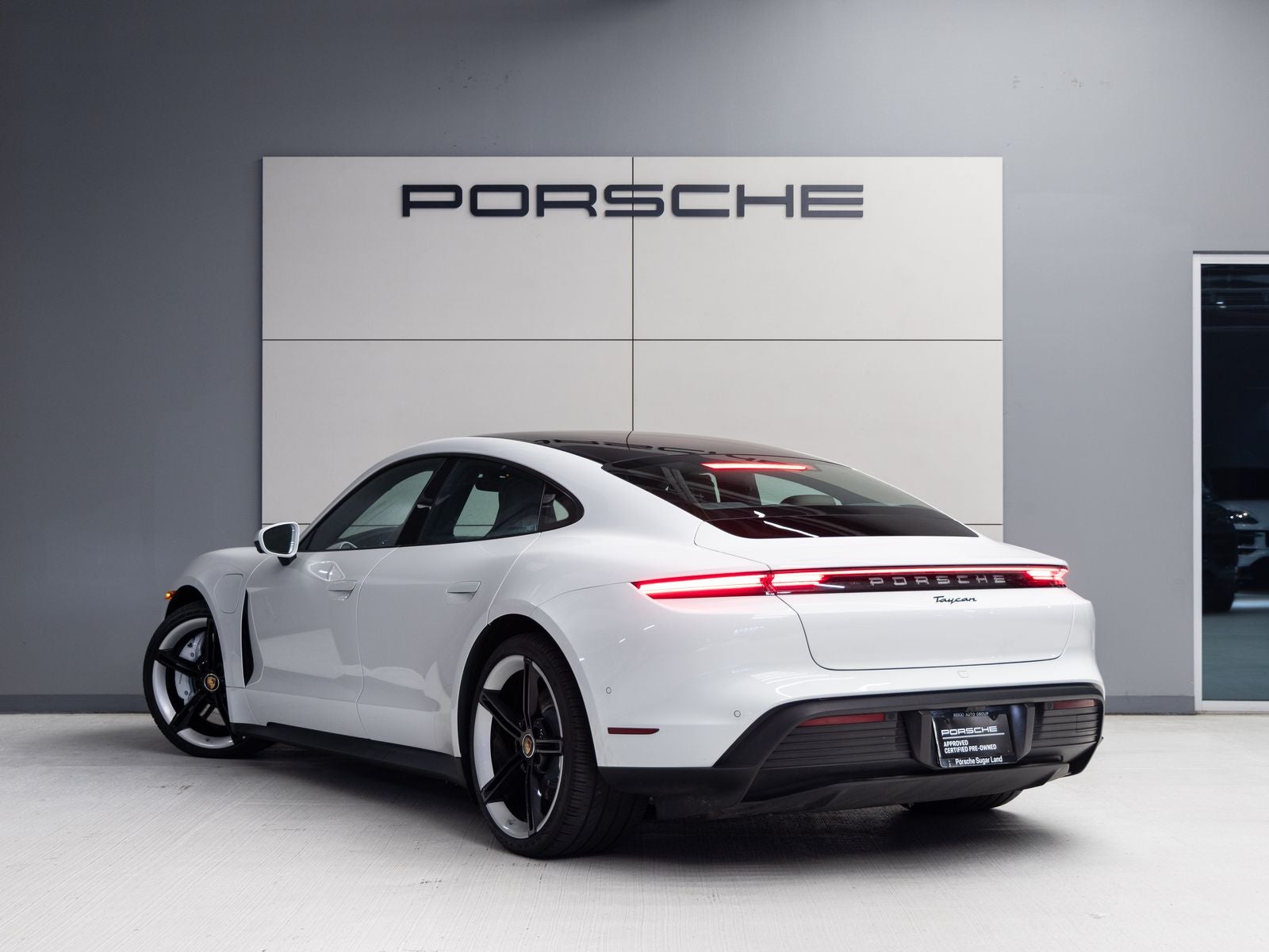 2023 Porsche Taycan Taycan (MY23)