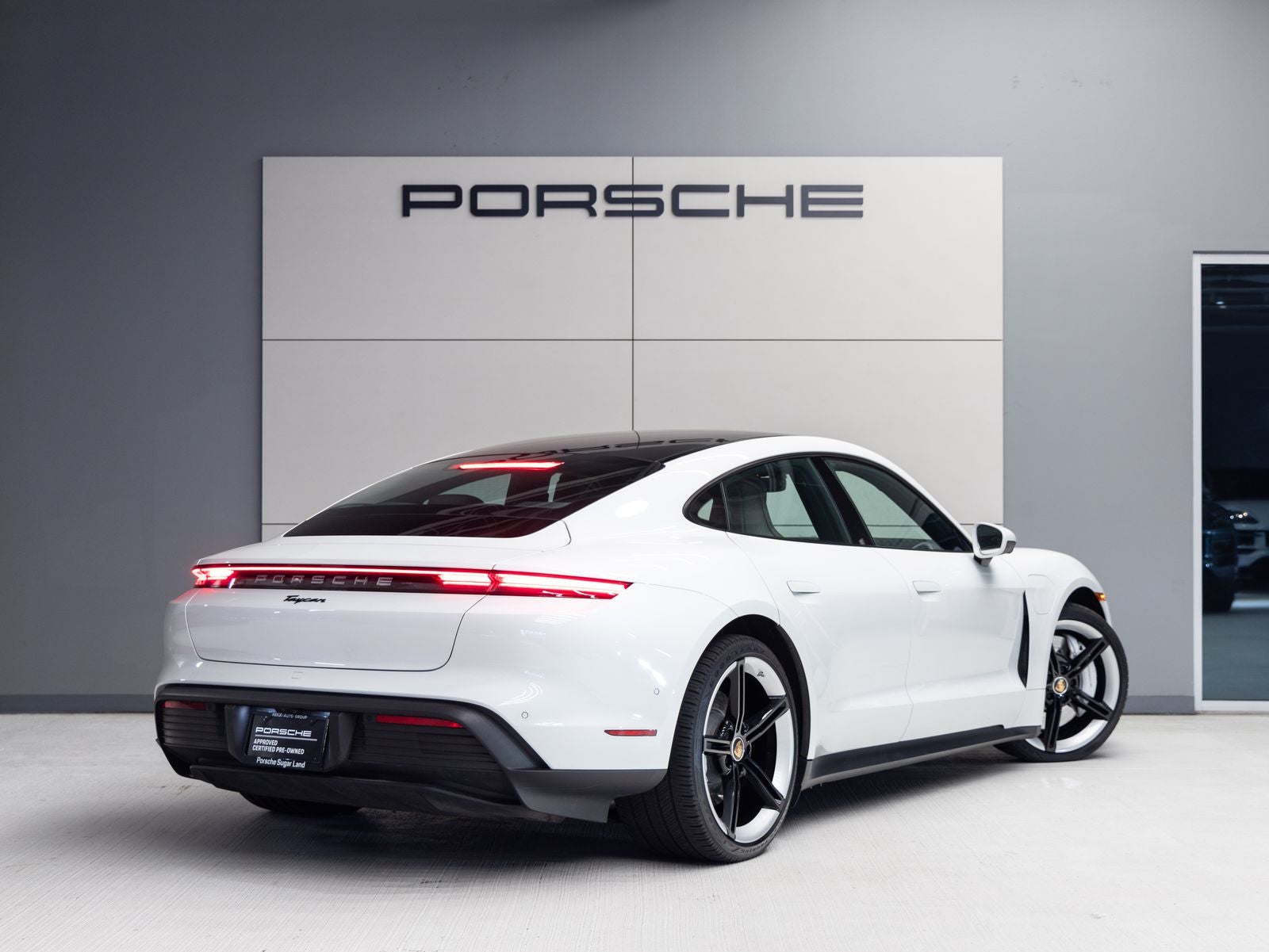 2023 Porsche Taycan Taycan (MY23)