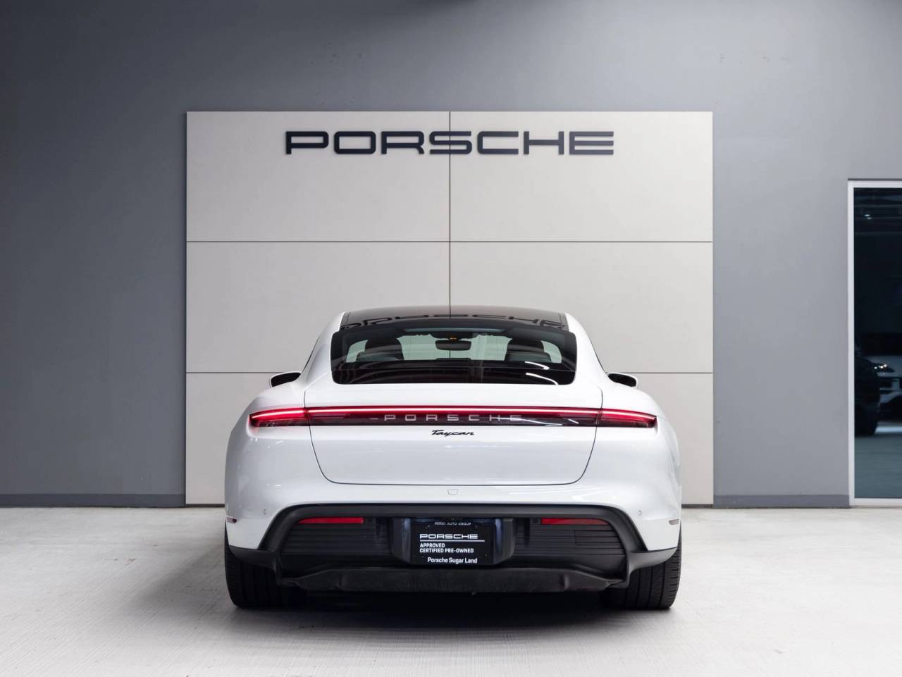 2023 Porsche Taycan Taycan (MY23)