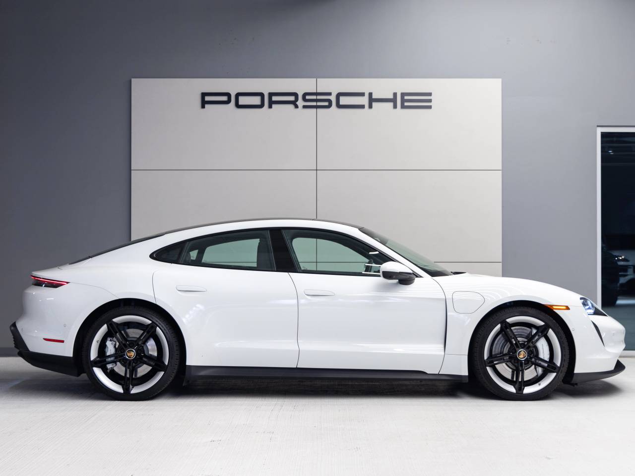 2023 Porsche Taycan Taycan (MY23)