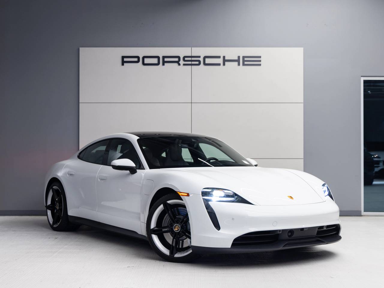 2023 Porsche Taycan Taycan (MY23)