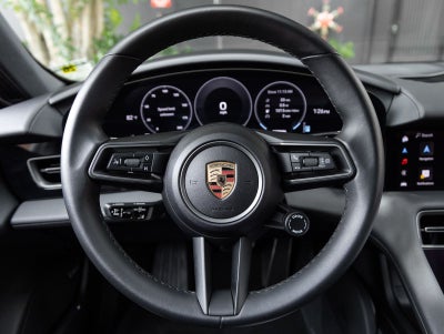 2025 Porsche Taycan RWD