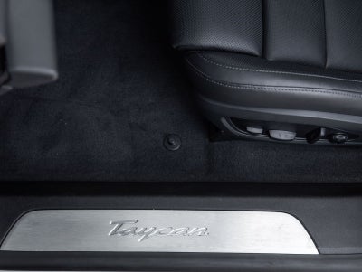 2025 Porsche Taycan RWD