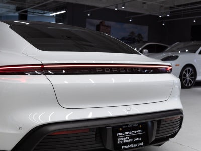2025 Porsche Taycan RWD