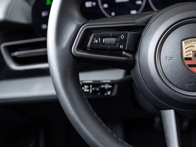 2025 Porsche Taycan RWD