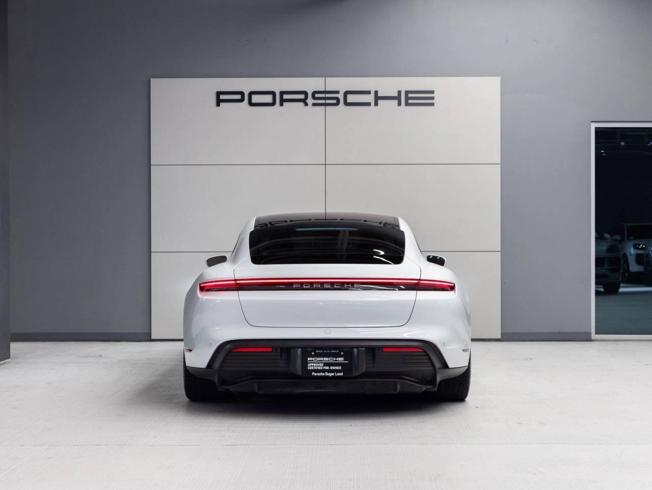 2025 Porsche Taycan RWD