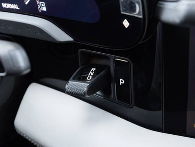 2026 Porsche Taycan 4 Black Edition