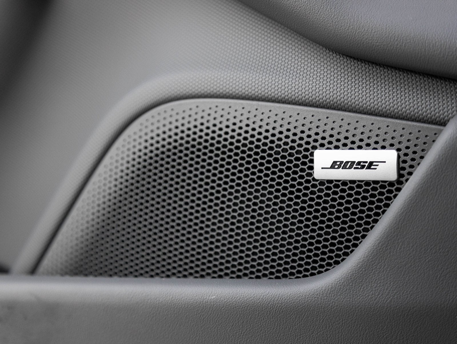 2025 Porsche Taycan Taycan 4