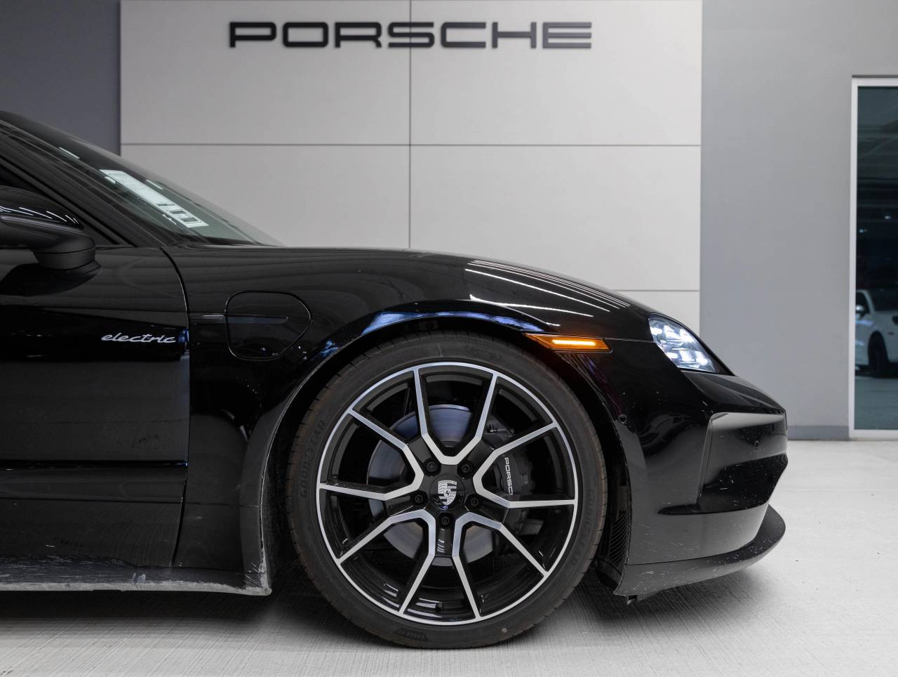2025 Porsche Taycan Taycan 4