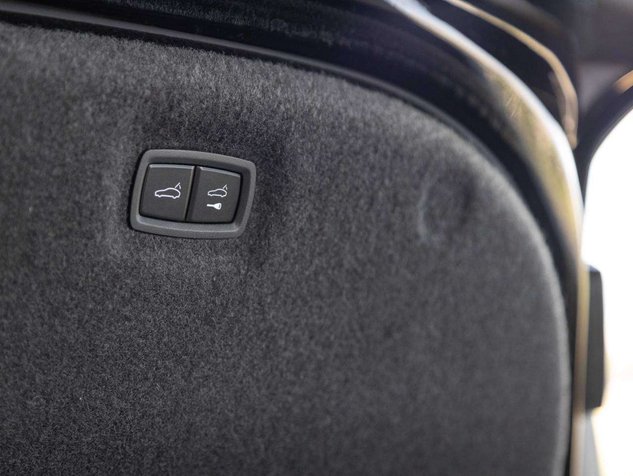 2025 Porsche Taycan Taycan 4