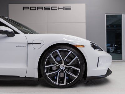 2025 Porsche Taycan Taycan 4
