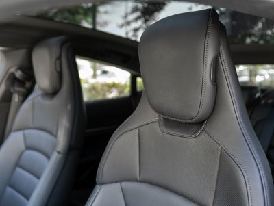 2025 Porsche Taycan Taycan 4