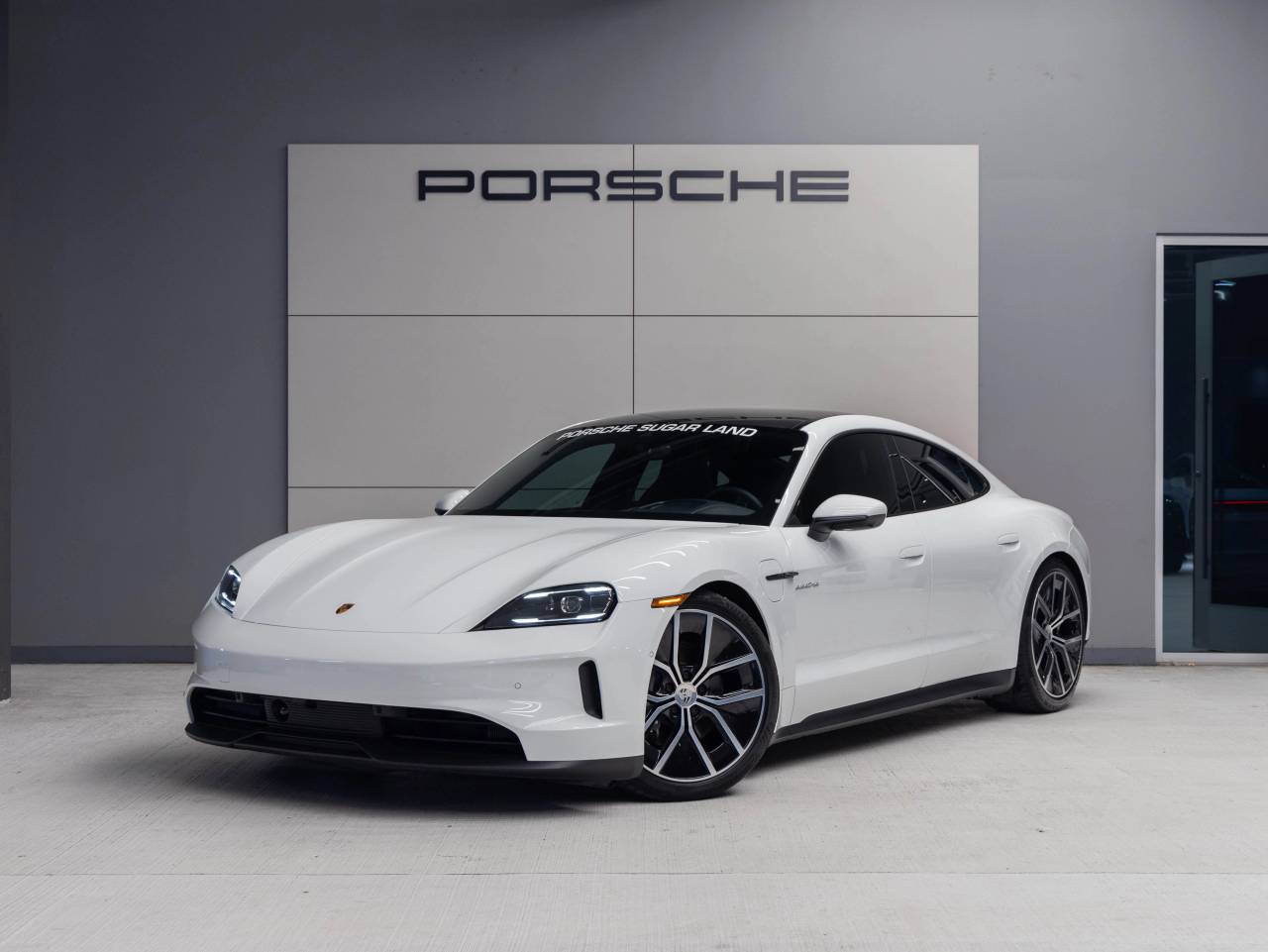 2025 Porsche Taycan Taycan 4