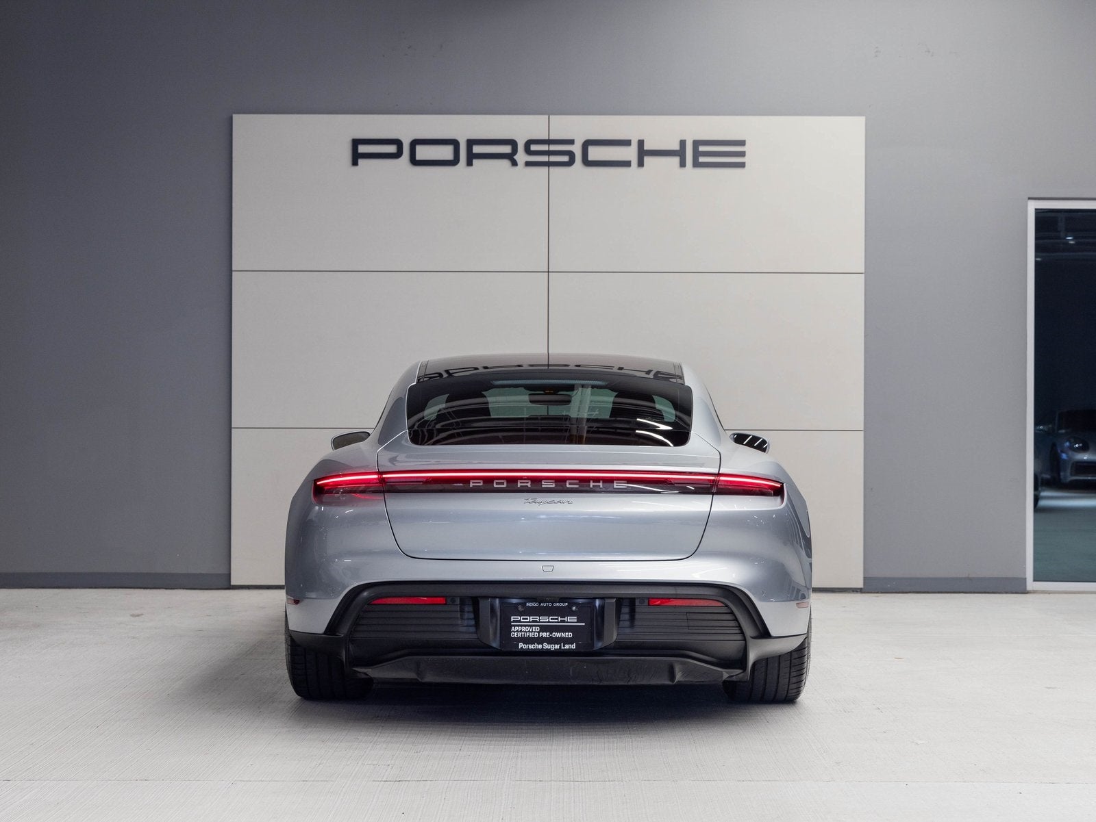 2023 Porsche Taycan Taycan (MY23)