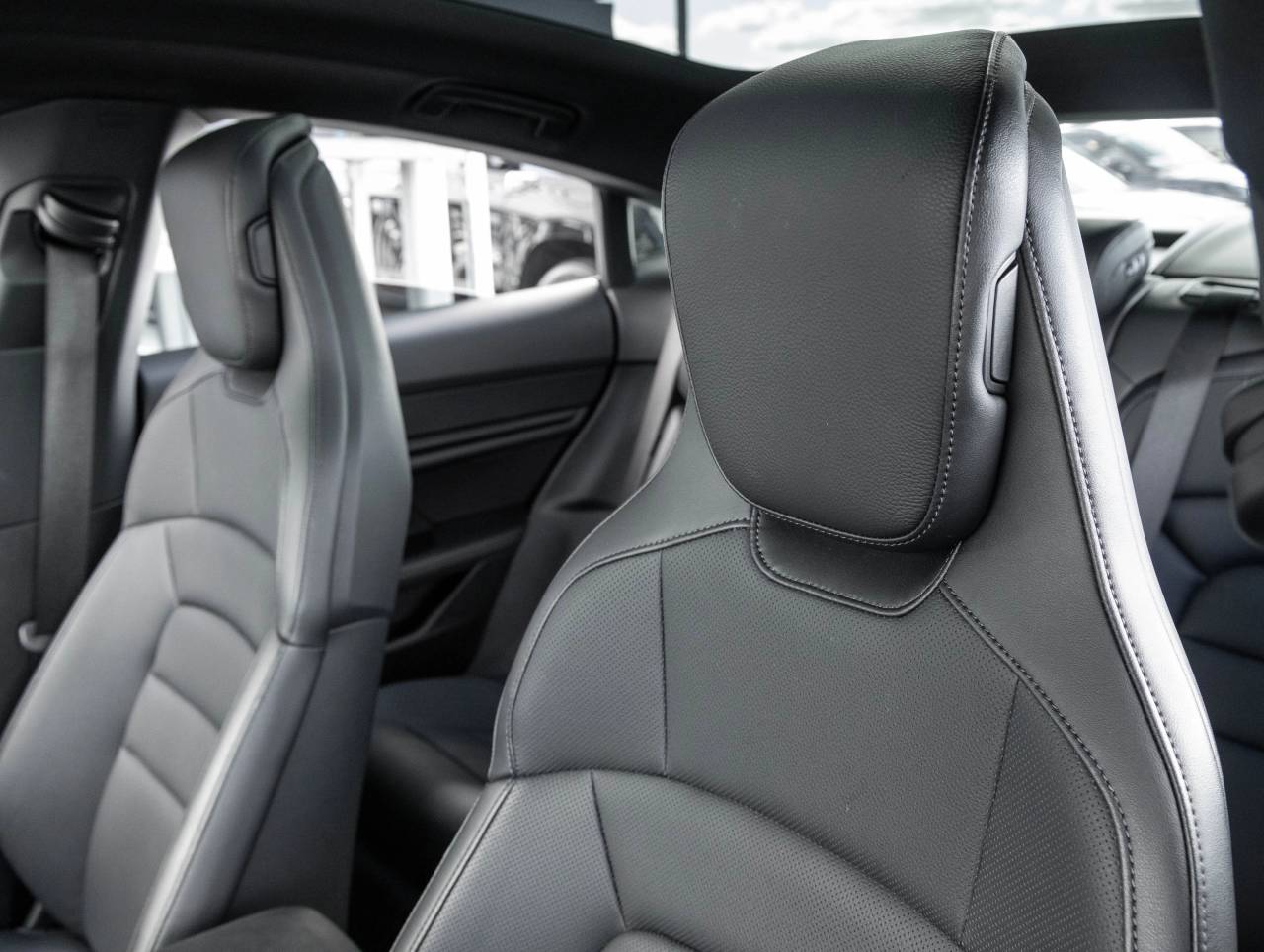 2023 Porsche Taycan Taycan (MY23)