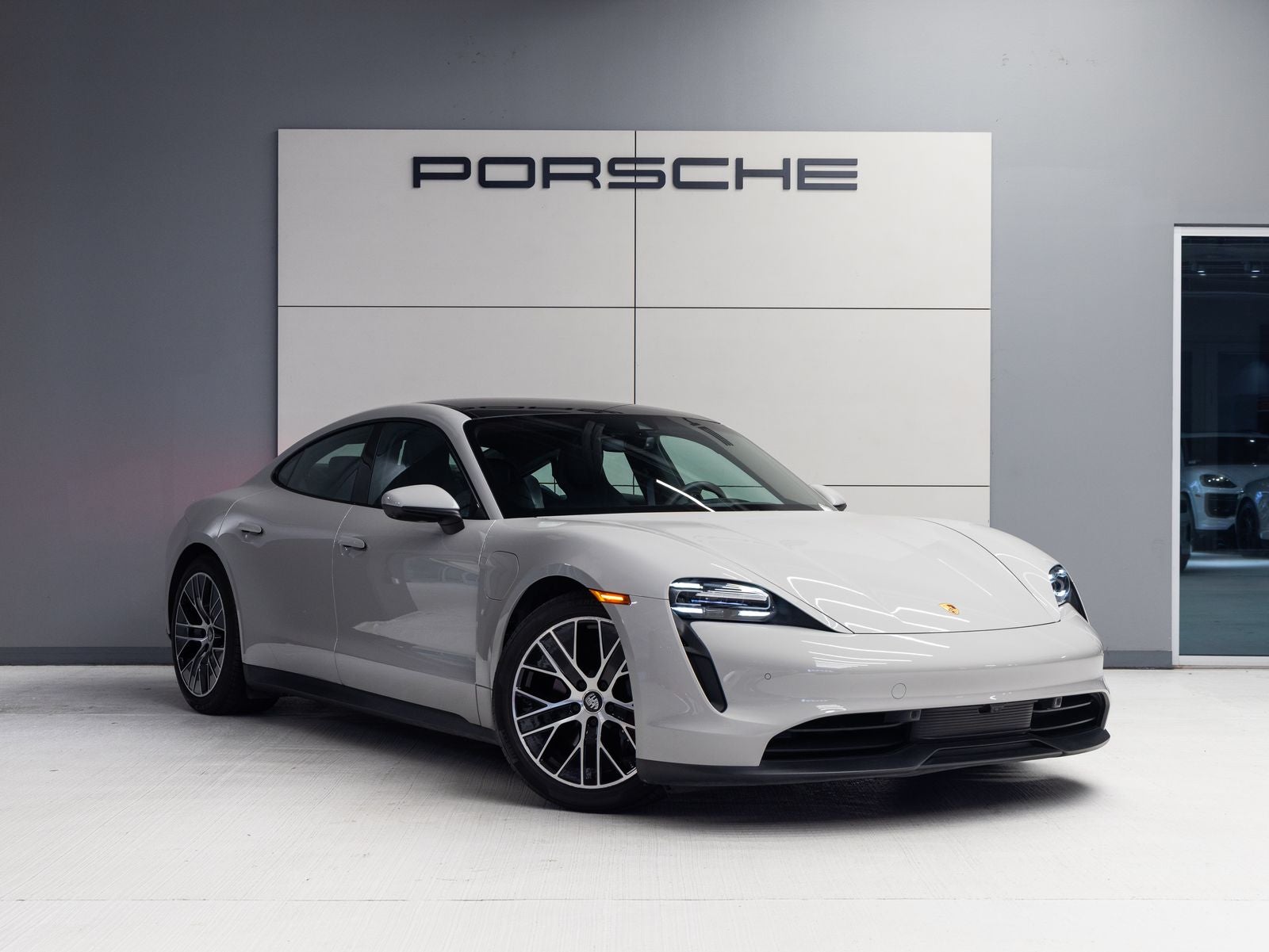 2024 Porsche Taycan RWD