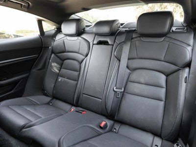 2025 Porsche Taycan Taycan