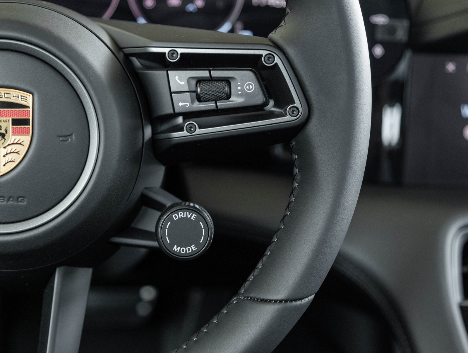 2025 Porsche Taycan Taycan 4