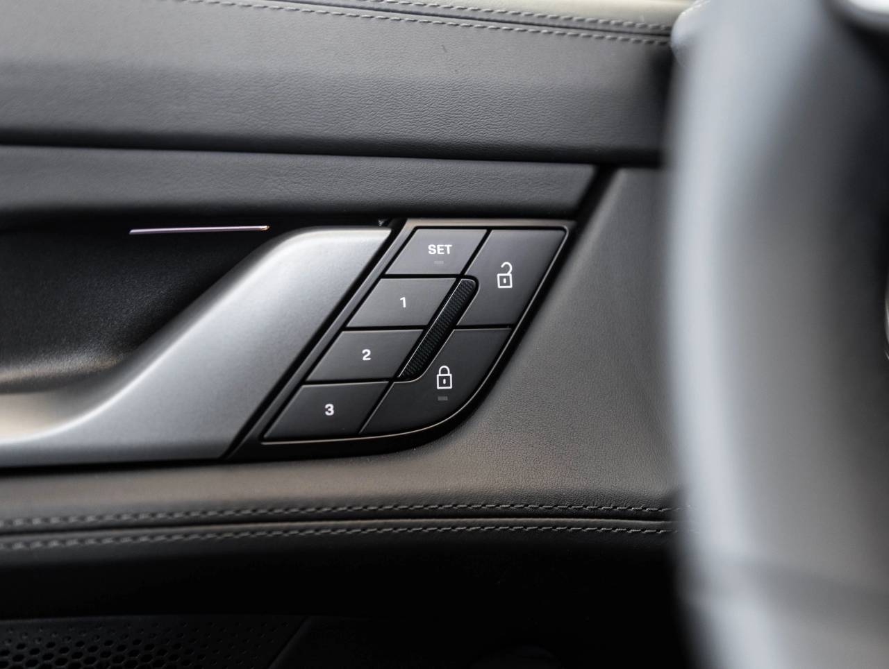 2025 Porsche Taycan Taycan 4