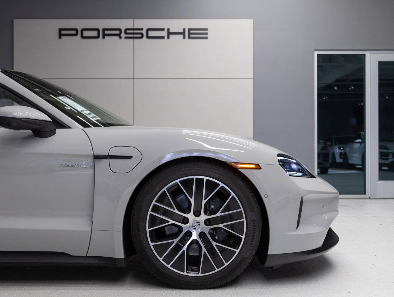 2026 Porsche Taycan 4