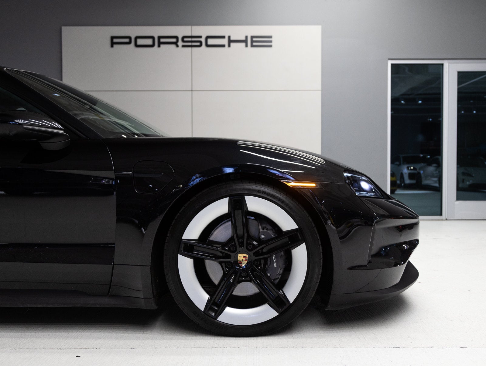 2025 Porsche Taycan Taycan 4