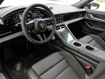 2025 Porsche Taycan Taycan 4